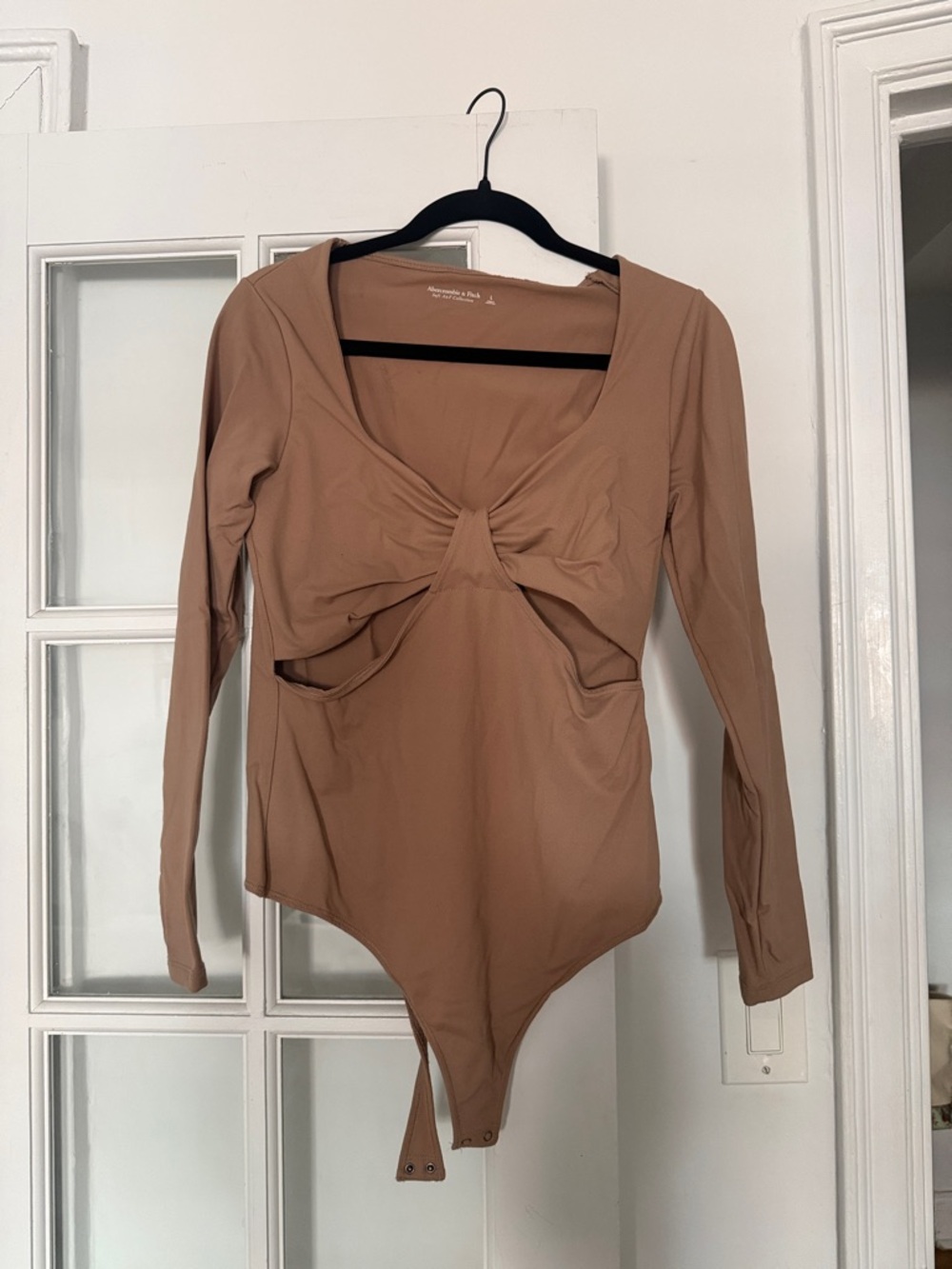 Abercrombie & Fitch Twist-Front Long Sleeve Bodysuit in Camel